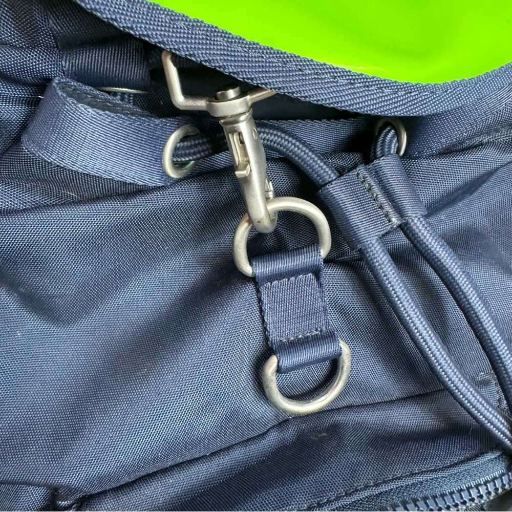 Tommy Hilfiger Navy and Neon Green Backpack - Picture 8 of 12